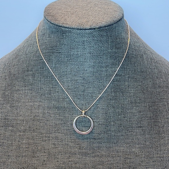 Circle Pendant Necklace - Picture 2 of 5